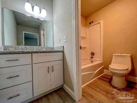 Williamsburg, PENSACOLA, FL 32514