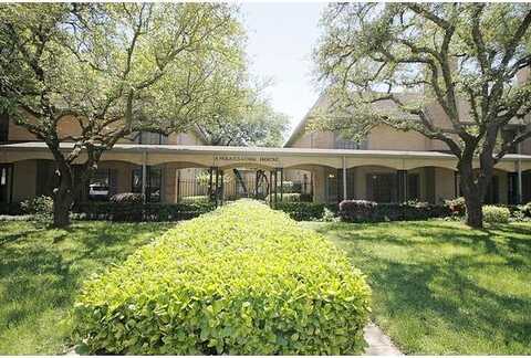 Meadow Park Dr, Dallas, TX 75230