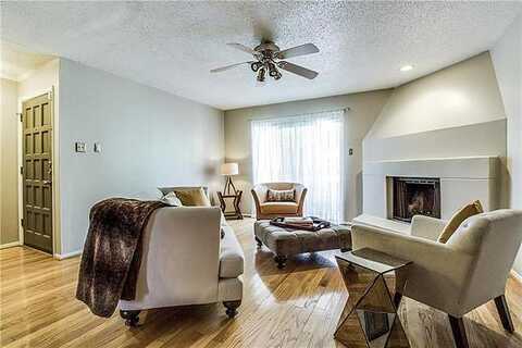 W Greenway Blvd, Dallas, TX 75209