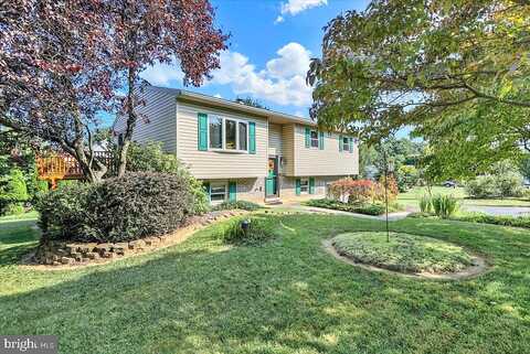 Hillock, READING, PA 19606