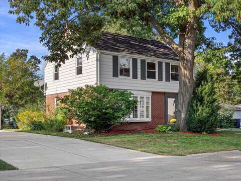 Warnimont, MILWAUKEE, WI 53220