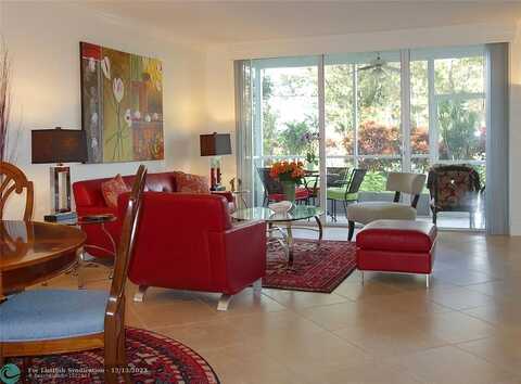 Oaks Dr, Pompano Beach, FL 33069