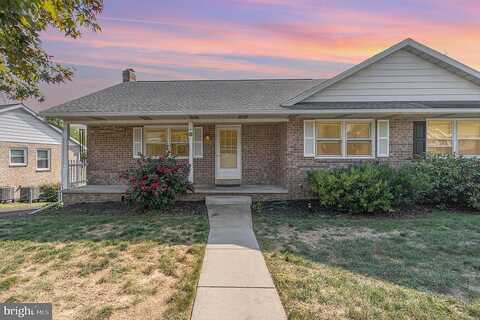 Kimberly, HANOVER, PA 17331