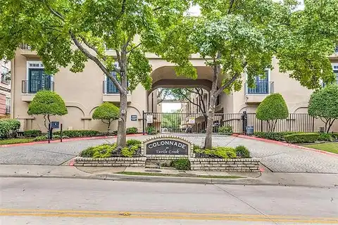 Blackburn St, Dallas, TX 75204