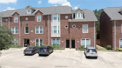 Holleman Dr E, College Station, TX 77840