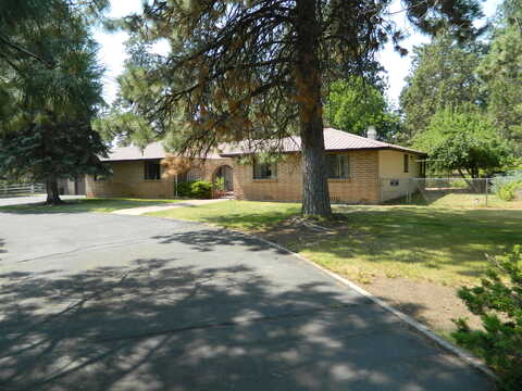 Pine Grove, KLAMATH FALLS, OR 97603