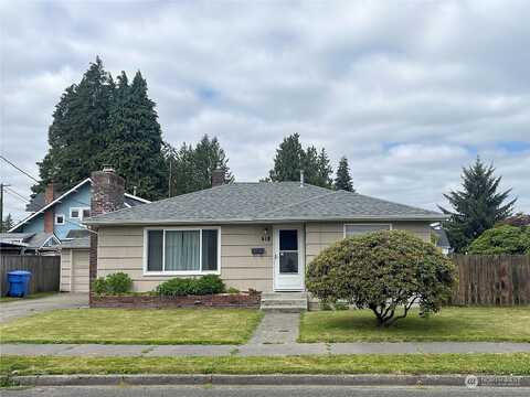 7Th, PUYALLUP, WA 98371