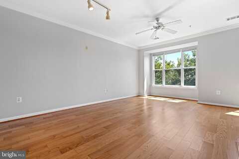 Virginia Center Blvd, Vienna, VA 22181
