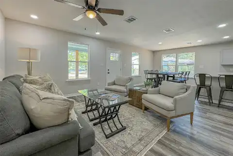 Lenora Drive, Hearne, TX 77859