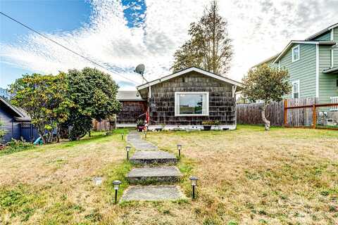 9Th, PORT ANGELES, WA 98363