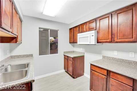 Indian River Dr, Las Vegas, NV 89103