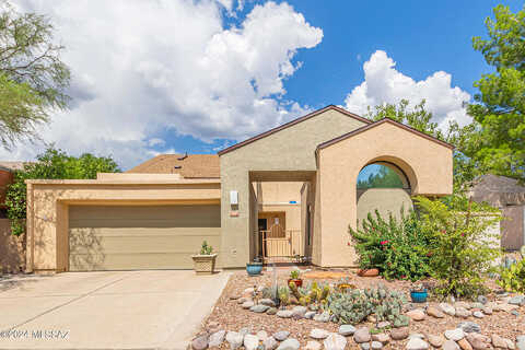 Woodspring, TUCSON, AZ 85712