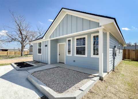 E Railroad Street #1, Franklin, TX 77856