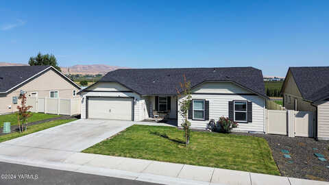 Lacoursiere, MOXEE, WA 98936