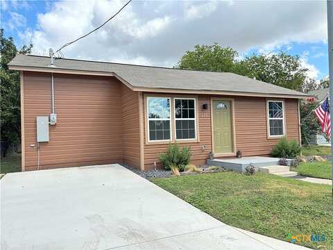 Elley, SEGUIN, TX 78155