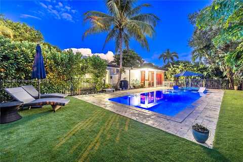 111Th, BISCAYNE PARK, FL 33161