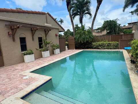 Patio, BOCA RATON, FL 33433