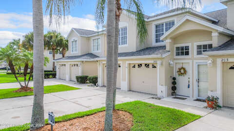 Trotter Ln, Melbourne, FL 32940