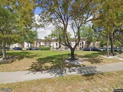 S University Dr, Davie, FL 33328