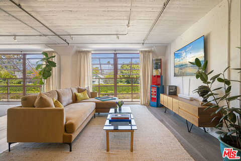 Fremont Avenue #203, South Pasadena, CA 91030