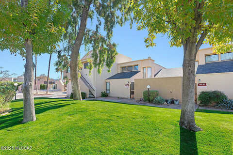 E Callisto Circle #107, Tucson, AZ 85715