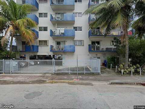 Byron Ave, Miami Beach, FL 33141