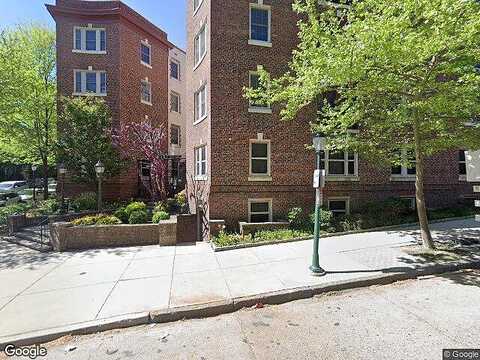Spruce St, Philadelphia, PA 19104