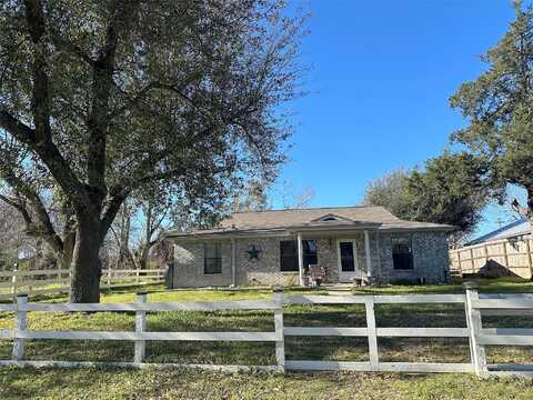 E Division Street, Jewett, TX 75846