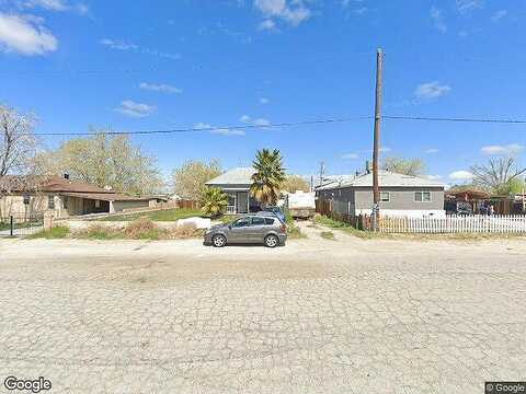 Oldfield St W, Lancaster, CA 93534