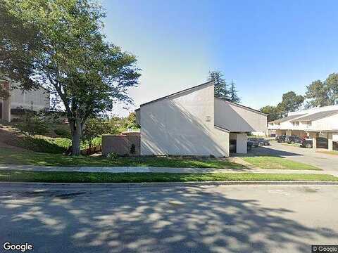 Acosta Plz 70, Salinas, CA 93905