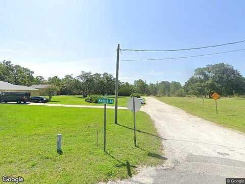 Madrid Rd, Weeki Wachee, FL 34613