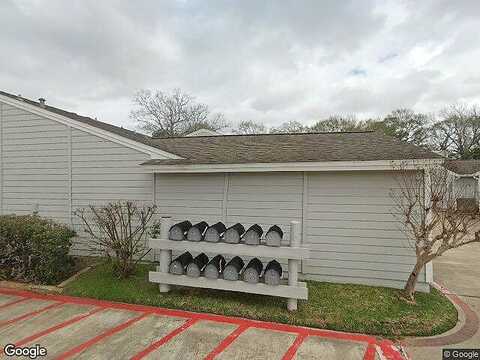 Hideaway Dr #53, Friendswood, TX 77546