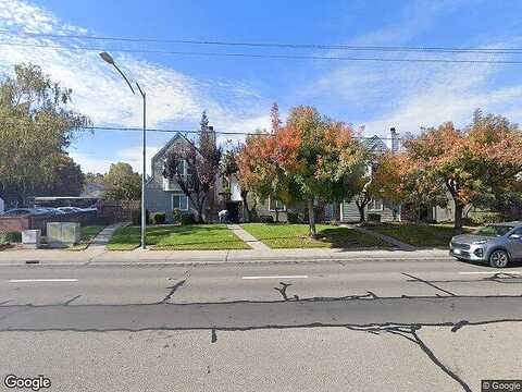 Golf Cir #E, Manteca, CA 95337