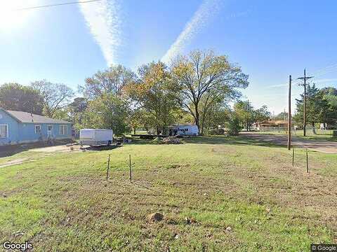 Crocket Ave, Mount Pleasant, TX 75455
