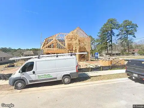 Violet Ln, Huntsville, TX 77340