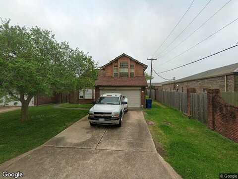 Zilker Ln, Texas City, TX 77591