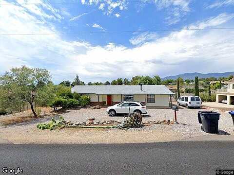 E Peila Avenue, Cottonwood, AZ 85326
