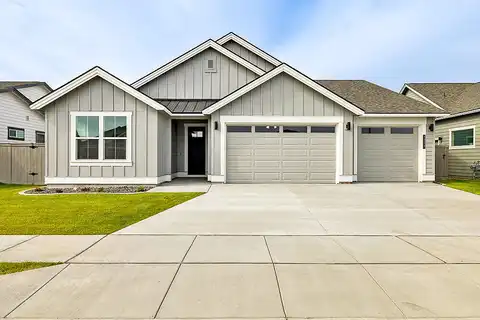 Sw 47Th Place, Redmond, OR 97756