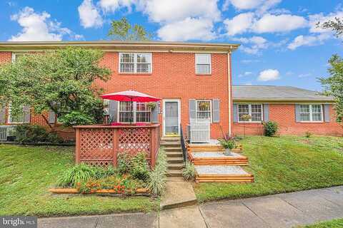 Hagel Circle, Lorton, VA 22079
