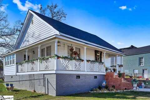 15 S Greenwood Avenue, Ware Shoals, SC 29629