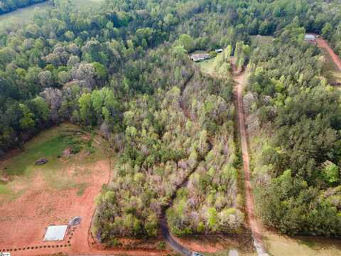 250 Ridgeway Road, Woodruff, SC 29388