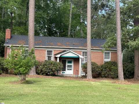 402 Chestnut Street, Clinton, SC 29325