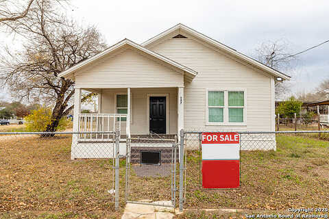 N Fourth St, Poteet, TX 78065