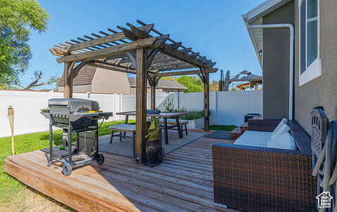 Riverhead Dr, Magna, UT 84044
