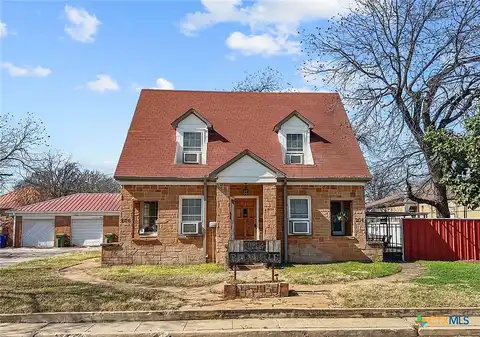 S Clear Street, San Saba, TX 76877