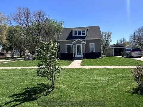 1418 L STREET, Aurora, NE 68818