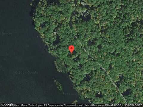 E Shore Dr, Hawley, PA 18428