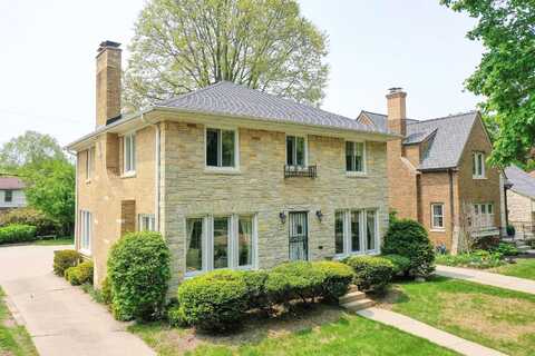 91St, MILWAUKEE, WI 53226