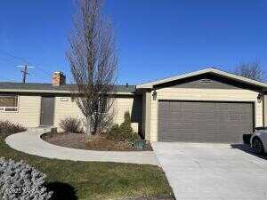 Cherry, SUNNYSIDE, WA 98944