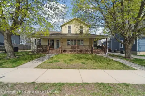 506 S Bridge Street, Grand Ledge, MI 48837